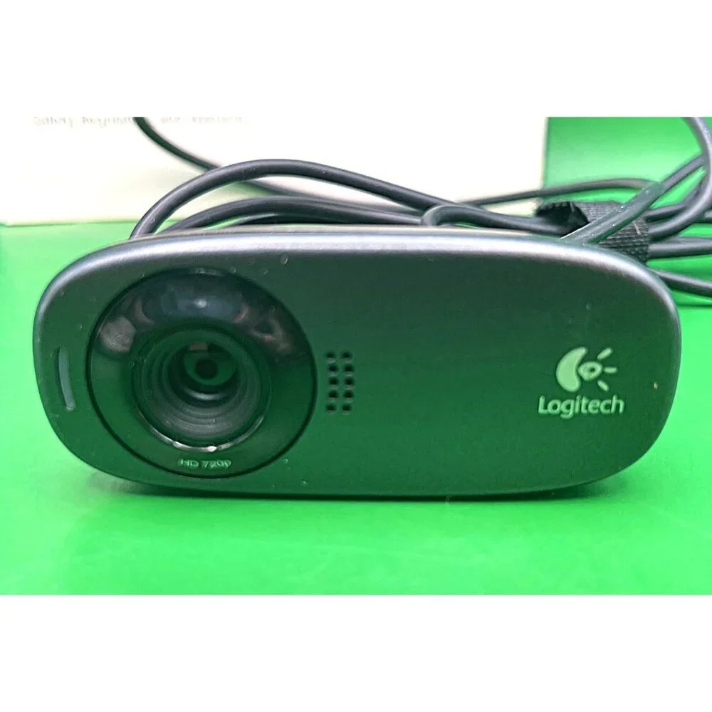 Logitech 2010 HD Webcam C310 720p USB V-U0015 w Manual Software Untested